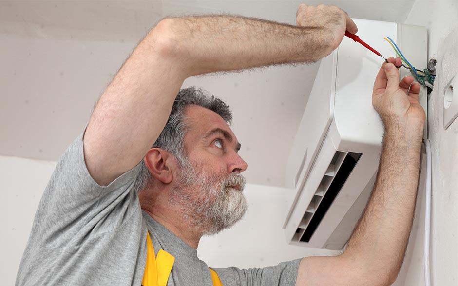 technicien électricien Paris 2